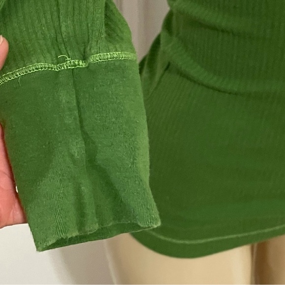 Aeropostale green Y2K vinyage half sleeve ribbed texture top shirt Fall Winter S - Picture 3 of 9